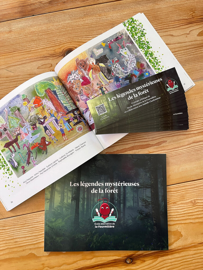 Livre et signet illustré par des enfants
